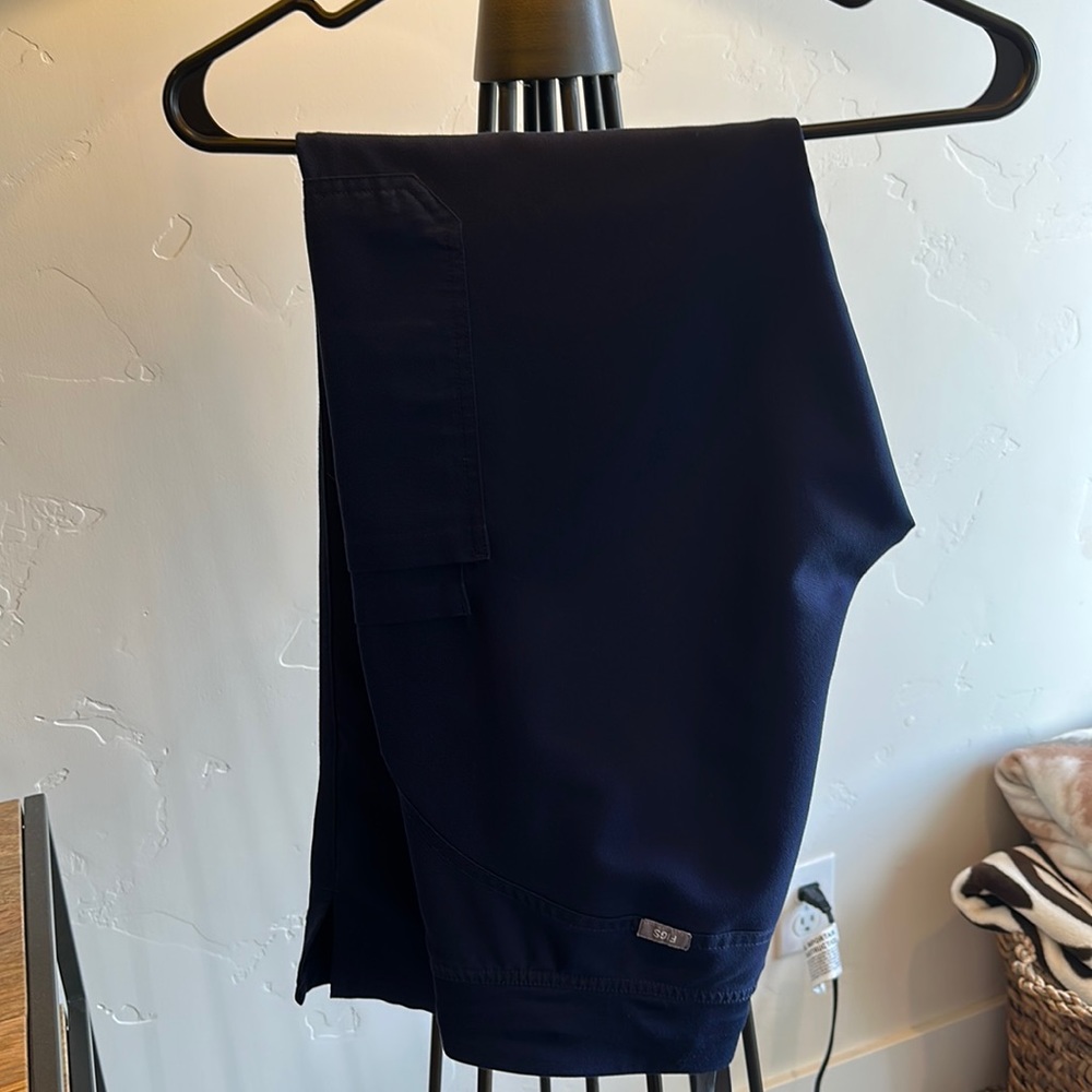 Figs Kade Cargo Scrub Pants